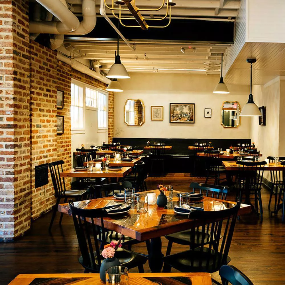 Best American Restaurant in DC: A Guide to Finding the Perfect Place to Dine